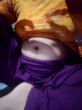 Snapshot of Bangla_girl chatting on July 25, 2026, 5:48 am Bangla girl online show from July 25, 2026, 5:48 am