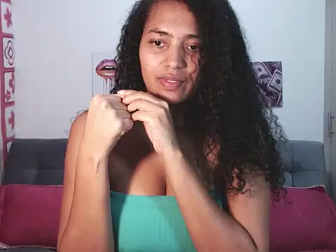 SofyHarper online show from July 29, 2026, 11:48 pm