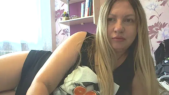 AmandaSexyHotAss20 online show from July 25, 2026, 9:39 am