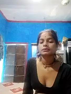 Snapshot of Sonamm_live chatting on August 9, 2026, 5:02 am Sonamm live online show from August 9, 2026, 5:02 am