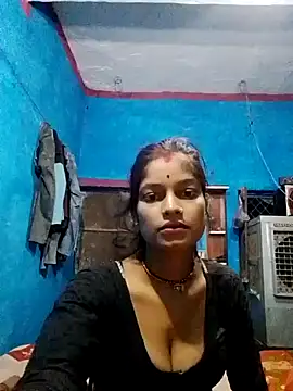 Snapshot of Sonamm_live chatting on August 9, 2026, 8:15 pm Sonamm live online show from August 9, 2026, 8:15 pm