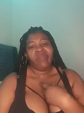 Keyla Garcia online show from August 1, 2026, 4:10 am