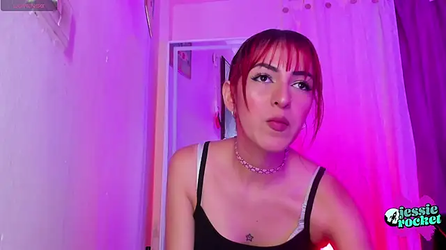 jessierocketx online show from November 14, 2025, 9:51 pm