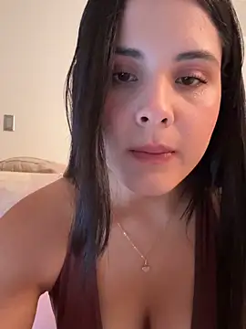 Snapshot of IvyValentine chatting on February 5, 2026, 8:15 pm IvyValentine online show from February 5, 2026, 8:15 pm