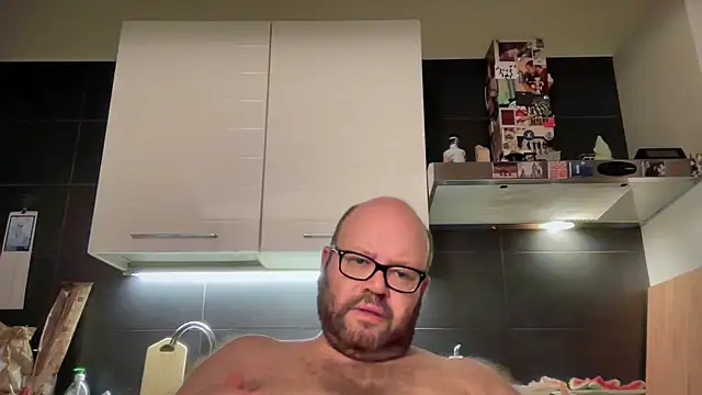 theitalianbear online show from July 16, 2026, 1:35 am