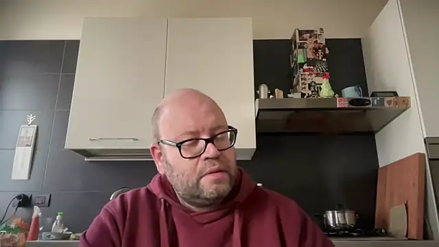 theitalianbear online show from February 19, 2025, 11:17 am