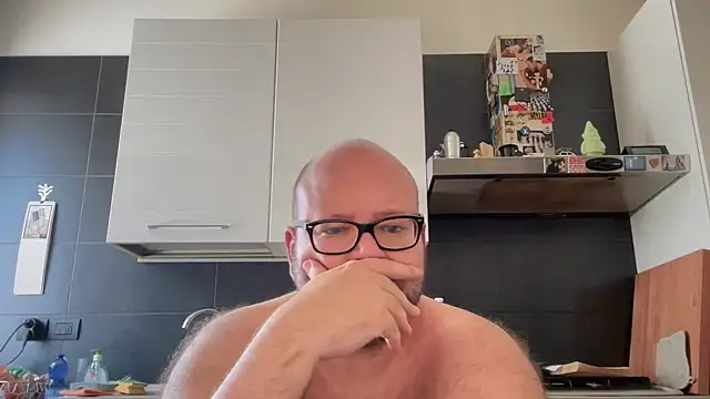 theitalianbear online show from September 13, 2025, 8:47 am