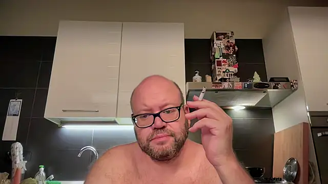 theitalianbear online show from July 10, 2026, 2:55 am