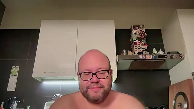 theitalianbear online show from May 15, 2026, 10:52 pm