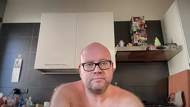 theitalianbear online show from September 27, 2025, 12:44 pm