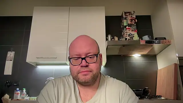 theitalianbear online show from February 13, 2025, 5:33 pm