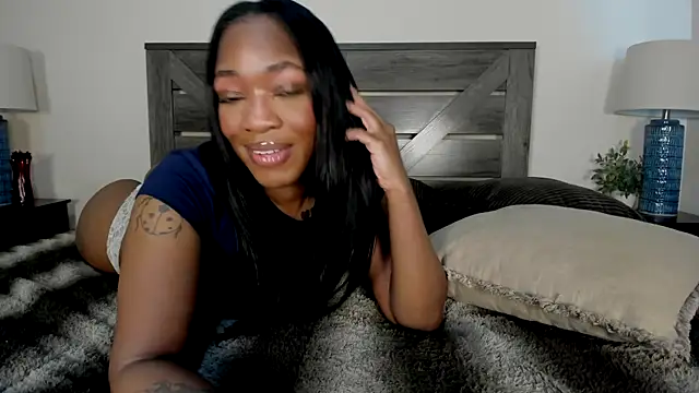 nicolesolace online show from June 27, 2026, 9:10 pm