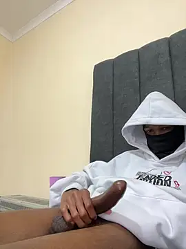 umshayiwemsebenzi online show from August 3, 2026, 12:11 pm