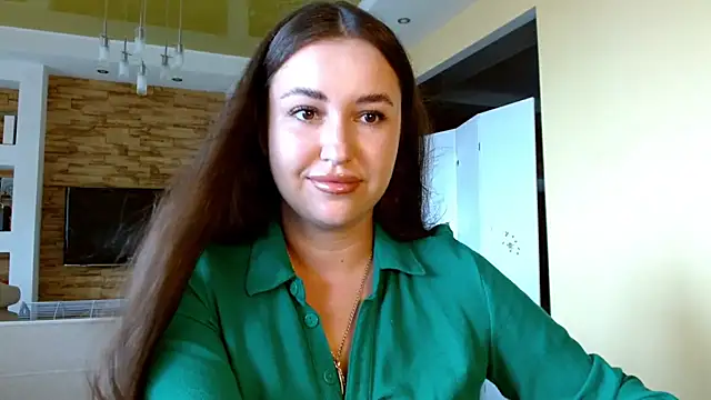 ElizabethJam online show from August 6, 2026, 9:04 am