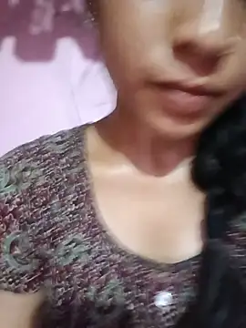 Miss-nitu online show from August 5, 2026, 5:18 pm