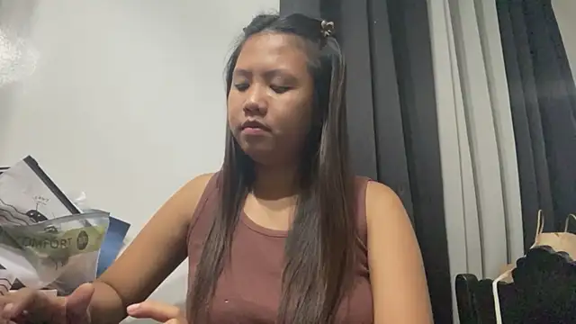 Snapshot of JuleeSchoenherr chatting on August 8, 2026, 12:45 pm JuleeSchoenherr online show from August 8, 2026, 12:45 pm