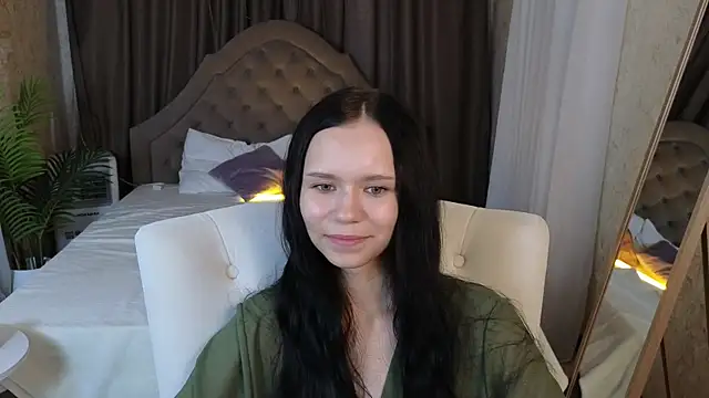kira bliss online show from August 8, 2026, 1:23 am