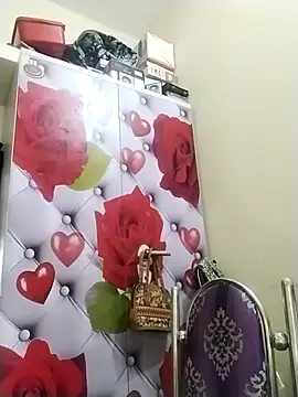 dipikadas34340 online show from August 6, 2026, 8:53 am