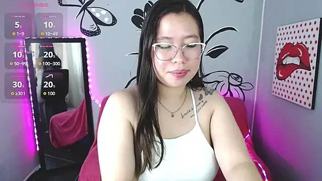 BabyAkemi online show from August 7, 2026, 12:44 pm