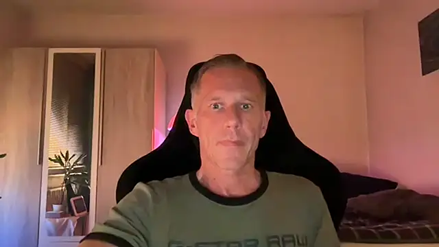 slaveboy2016xh online show from September 8, 2025, 8:08 pm