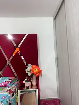Snapshot of roxana_cartagena chatting on August 9, 2026, 6:14 pm roxana cartagena online show from August 9, 2026, 6:14 pm