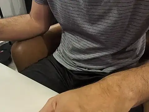 Snapshot of sweetgmx chatting on March 9, 2026, 5:11 am sweetgmx online show from March 9, 2026, 5:11 am