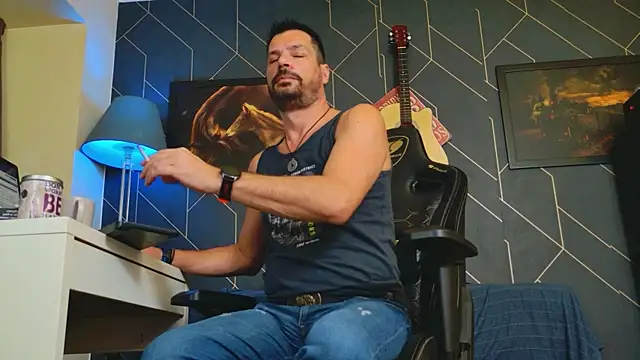 ChrisKox online show from October 12, 2025, 9:49 pm