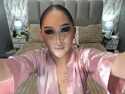 LegendaryNicole online show from January 11, 2026, 5:58 am