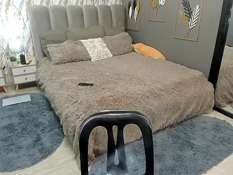 LegendaryNicole online show from October 17, 2025, 10:22 pm