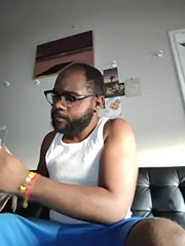 BigHunchoDick online show from July 5, 2026, 1:32 am