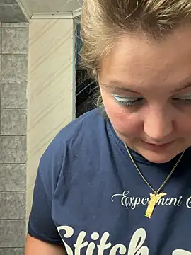 Snapshot of BootyLola chatting on February 6, 2026, 2:46 pm BootyLola online show from February 6, 2026, 2:46 pm