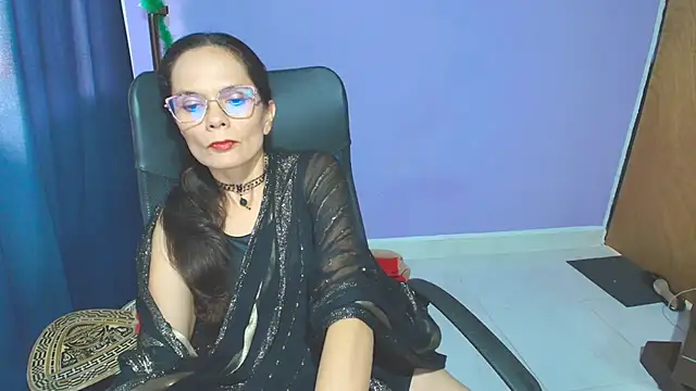 Nattyslave4U online show from April 9, 2026, 8:59 pm