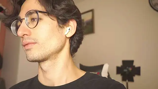 AlanDeNavarre online show from February 20, 2025, 12:19 am