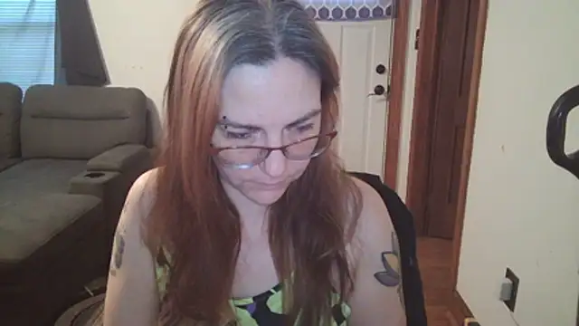 Snapshot of SweetAriesXO chatting on February 6, 2026, 1:29 pm SweetAriesXO online show from February 6, 2026, 1:29 pm