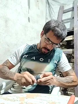 Snapshot of el_principe_hot chatting on March 1, 2025, 4:47 am el principe hot online show from March 1, 2025, 4:47 am