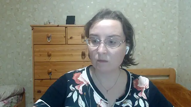 Smart Rose online show from October 29, 2025, 9:14 pm