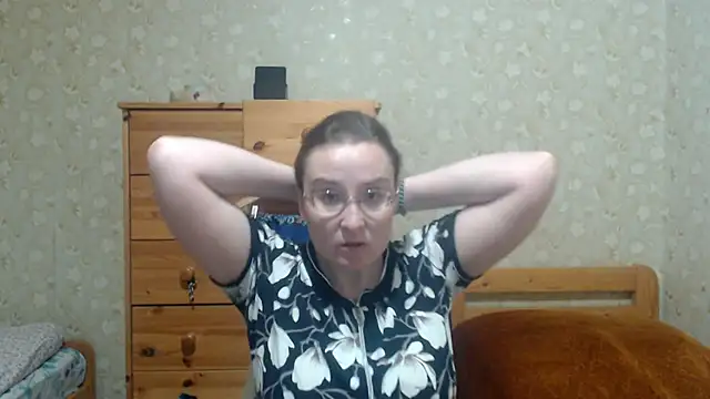 Smart Rose online show from November 9, 2025, 2:10 pm