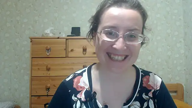 Snapshot of Smart_Rose chatting on May 27, 2026, 5:53 pm Smart Rose online show from May 27, 2026, 5:53 pm