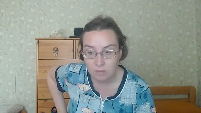 Snapshot of Smart_Rose chatting on July 16, 2026, 2:47 pm Smart Rose online show from July 16, 2026, 2:47 pm