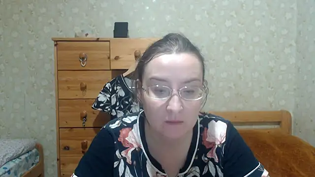 Smart Rose online show from November 15, 2025, 4:00 pm