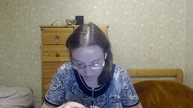 Smart Rose online show from March 7, 2025, 12:58 am