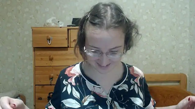 Smart Rose online show from March 5, 2026, 6:59 pm