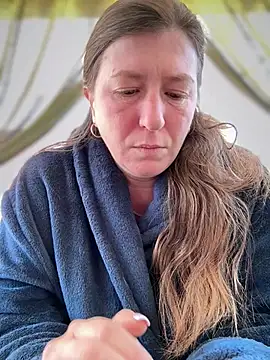 Natali UA online show from April 22, 2026, 6:09 am