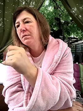 Natali UA online show from October 6, 2025, 6:25 am