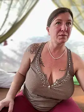 Natali UA online show from April 1, 2026, 1:41 pm