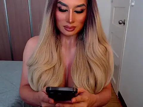 yourmistressofevil69 online show from July 13, 2026, 4:12 am