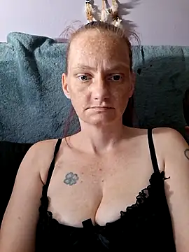 bam420bam online show from May 28, 2026, 11:32 pm