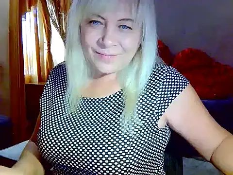 Snapshot of AgoniA7 chatting on October 18, 2025, 10:06 am AgoniA7 online show from October 18, 2025, 10:06 am