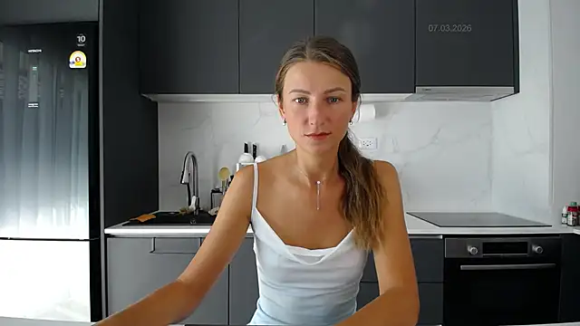  Anna Shine  online show from March 7, 2026, 8:43 am