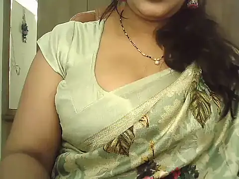 Snapshot of Spandana_Sweety chatting on March 2, 2026, 7:15 am Spandana Sweety online show from March 2, 2026, 7:15 am
